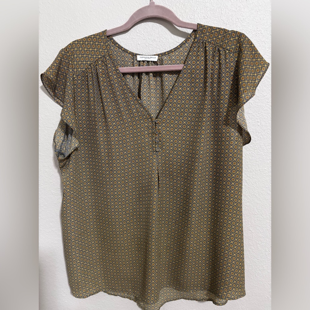 Carolina Belle women’s flutter sleeve top
